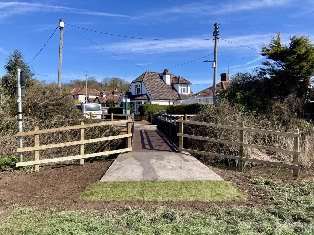 New pedestrian footbridge built by EJ McGrath for North Somerset Council